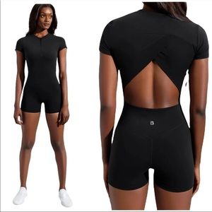 BuffBunny Geo Back Cutout Short Sleeve Bodysuit